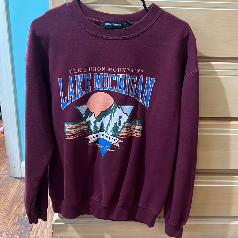 Maroon sweater
